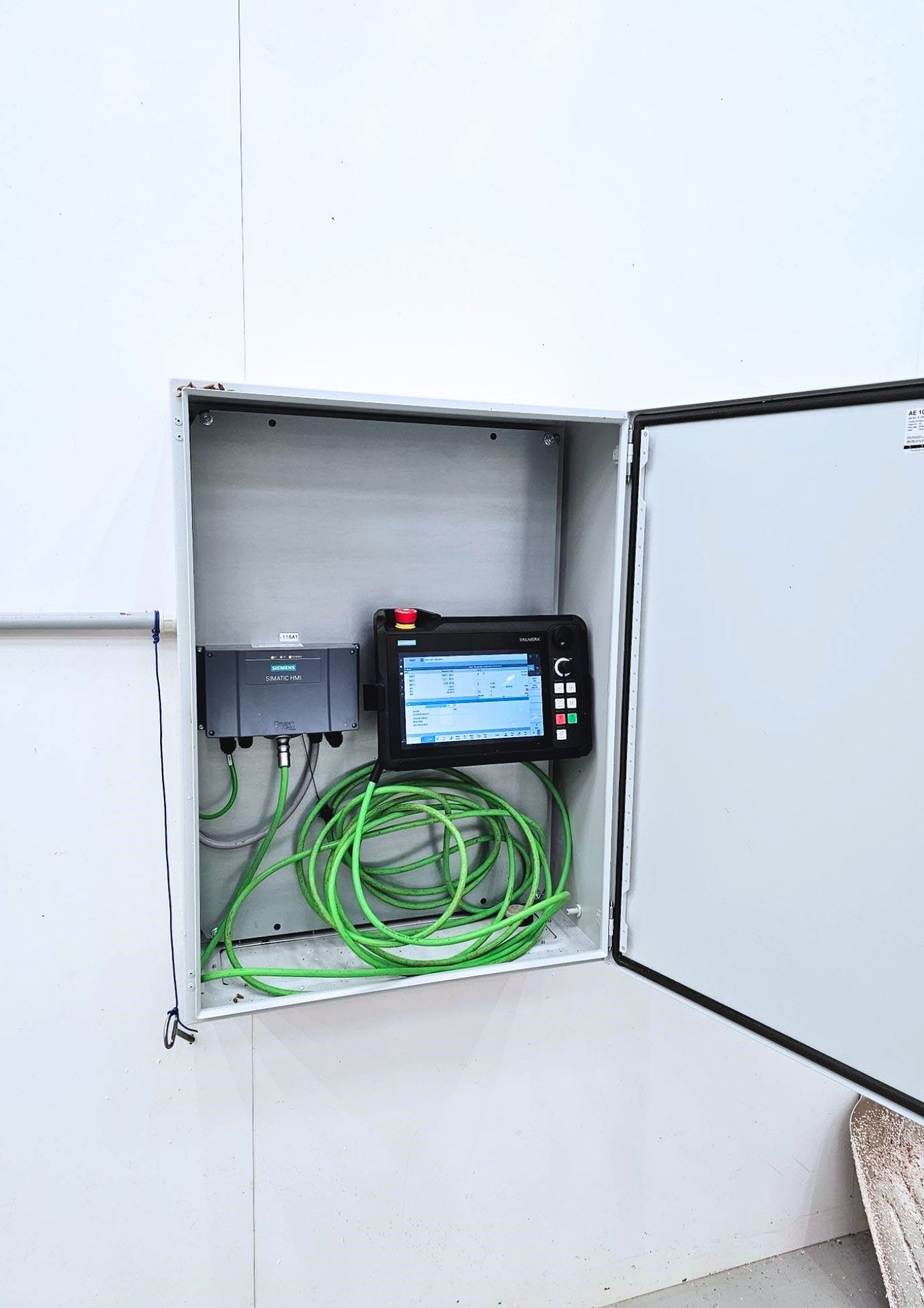 Sinumerik One Portable Machine Control Panel